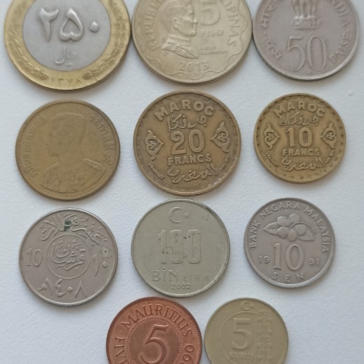 Azija. 11 monetų. Azija. 11 monetų.