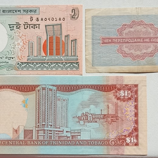 Banknotai. 3 vienetai.
