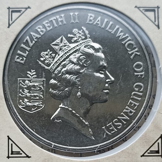 Guernsey. 2 svarai 1987 m. Guernsey. 2 svarai 1987 m.