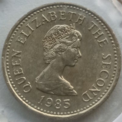 Jersey. 1 svaras 1985 m.