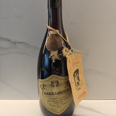 Vintažinis itališkas vynas 1974 Riserva Barbaresco.