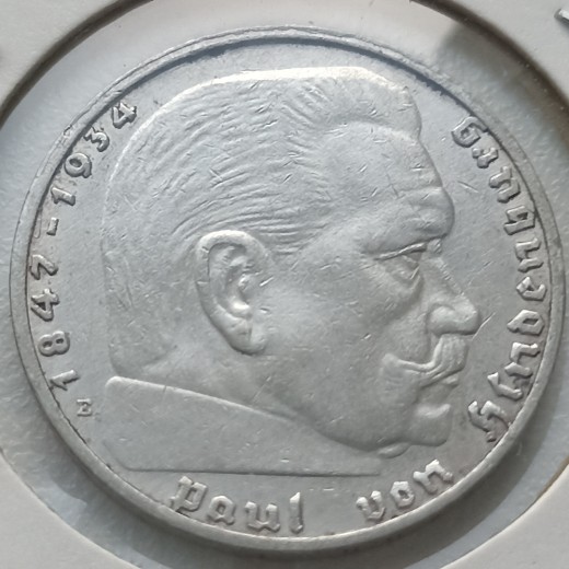 Vokietija. 2 markės 1937 E. Sidabras.
